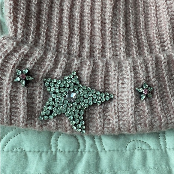 VICTORIA SECRET Beanie 🌸 - Picture 2 of 4